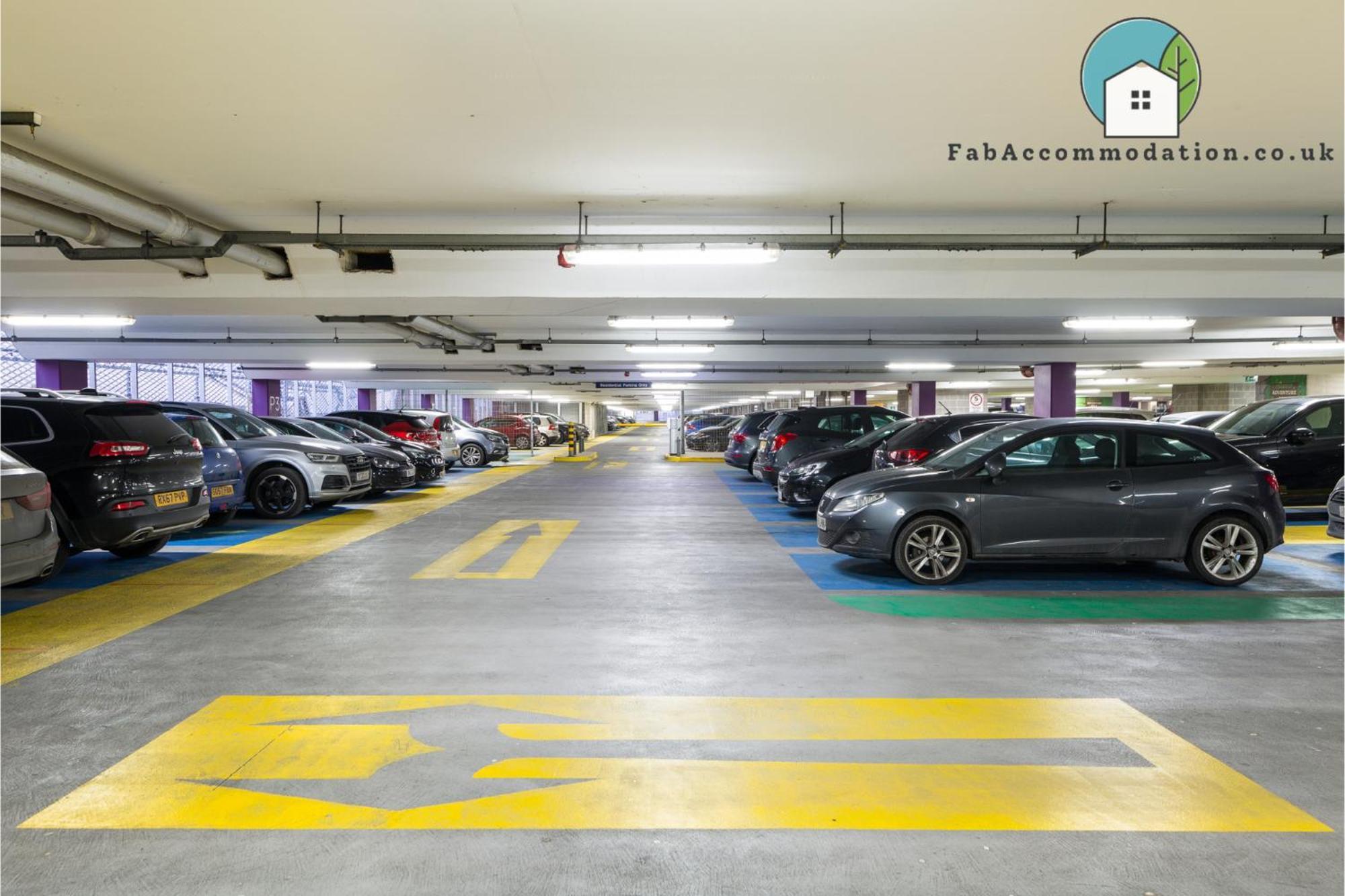 Amazing Flat-Parking Available-By Fabaccommodation Cardiff Esterno foto