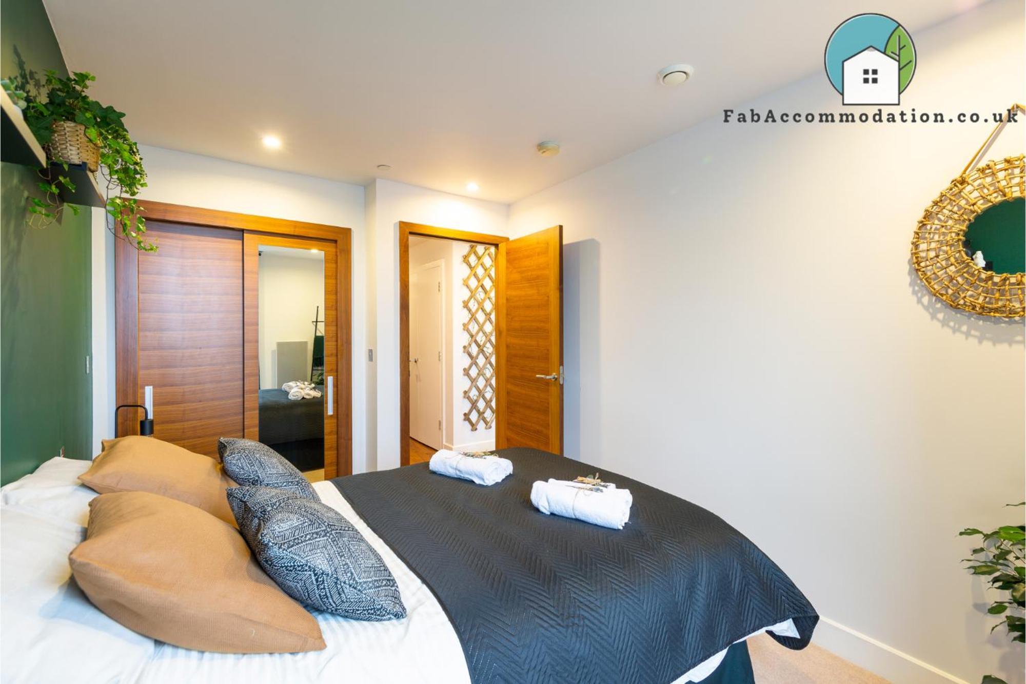 Amazing Flat-Parking Available-By Fabaccommodation Cardiff Esterno foto